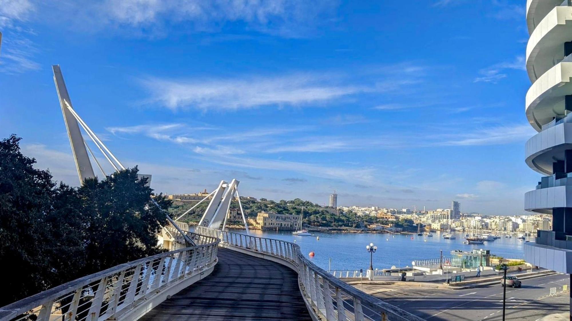 Tigne Sliema Three Bedrooms Apartment Kültér fotó
