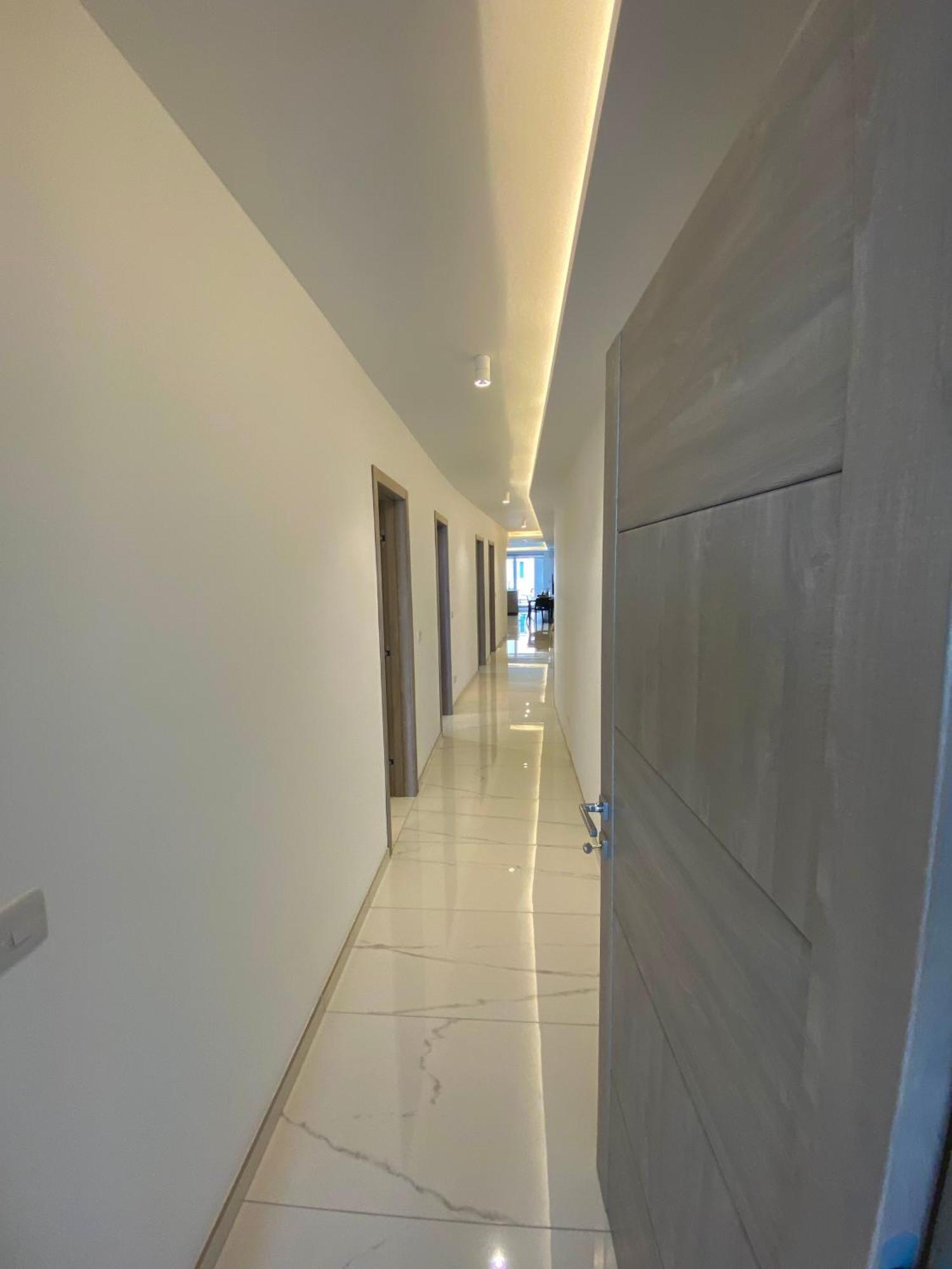 Tigne Sliema Three Bedrooms Apartment Kültér fotó