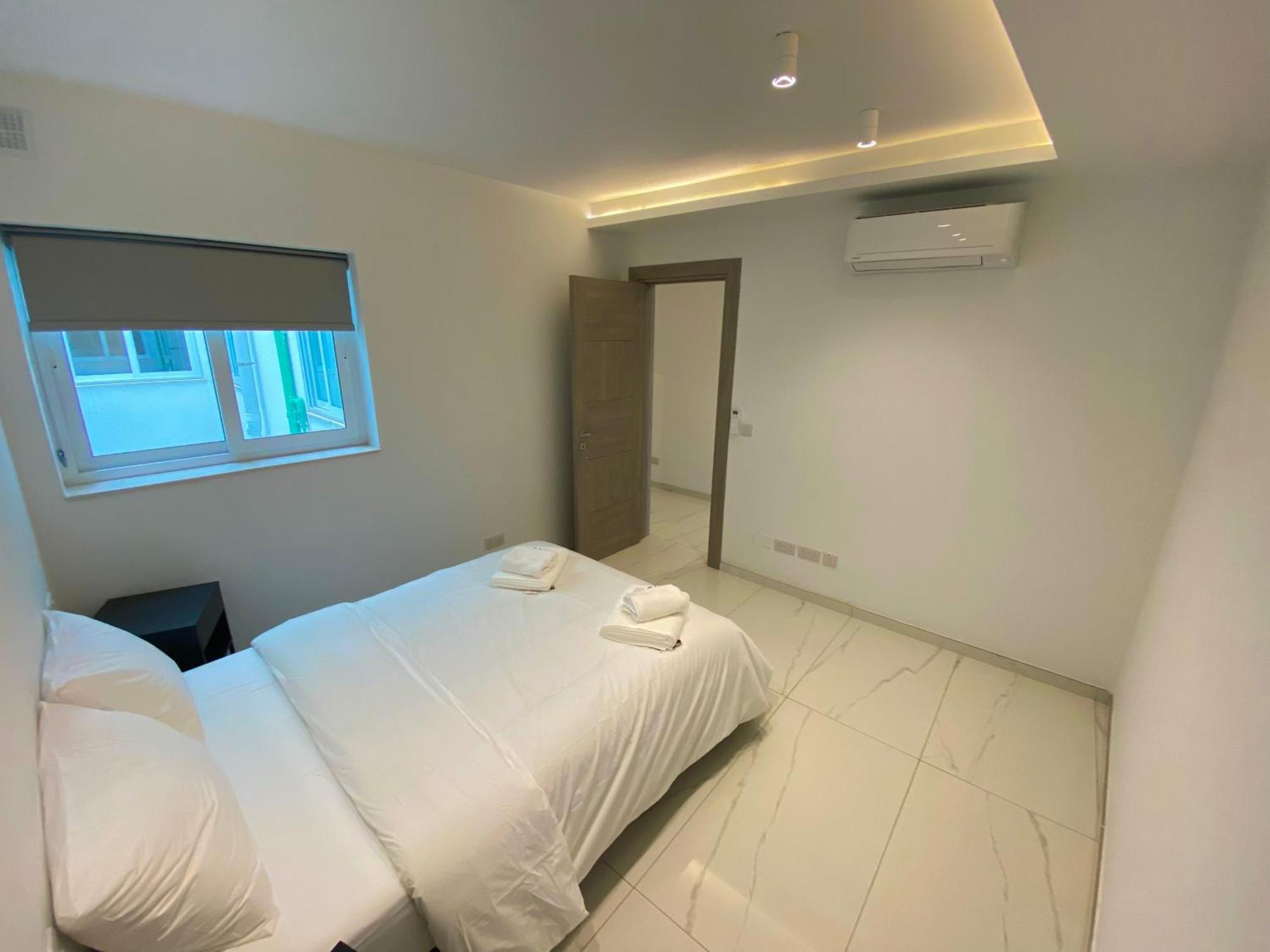Tigne Sliema Three Bedrooms Apartment Kültér fotó