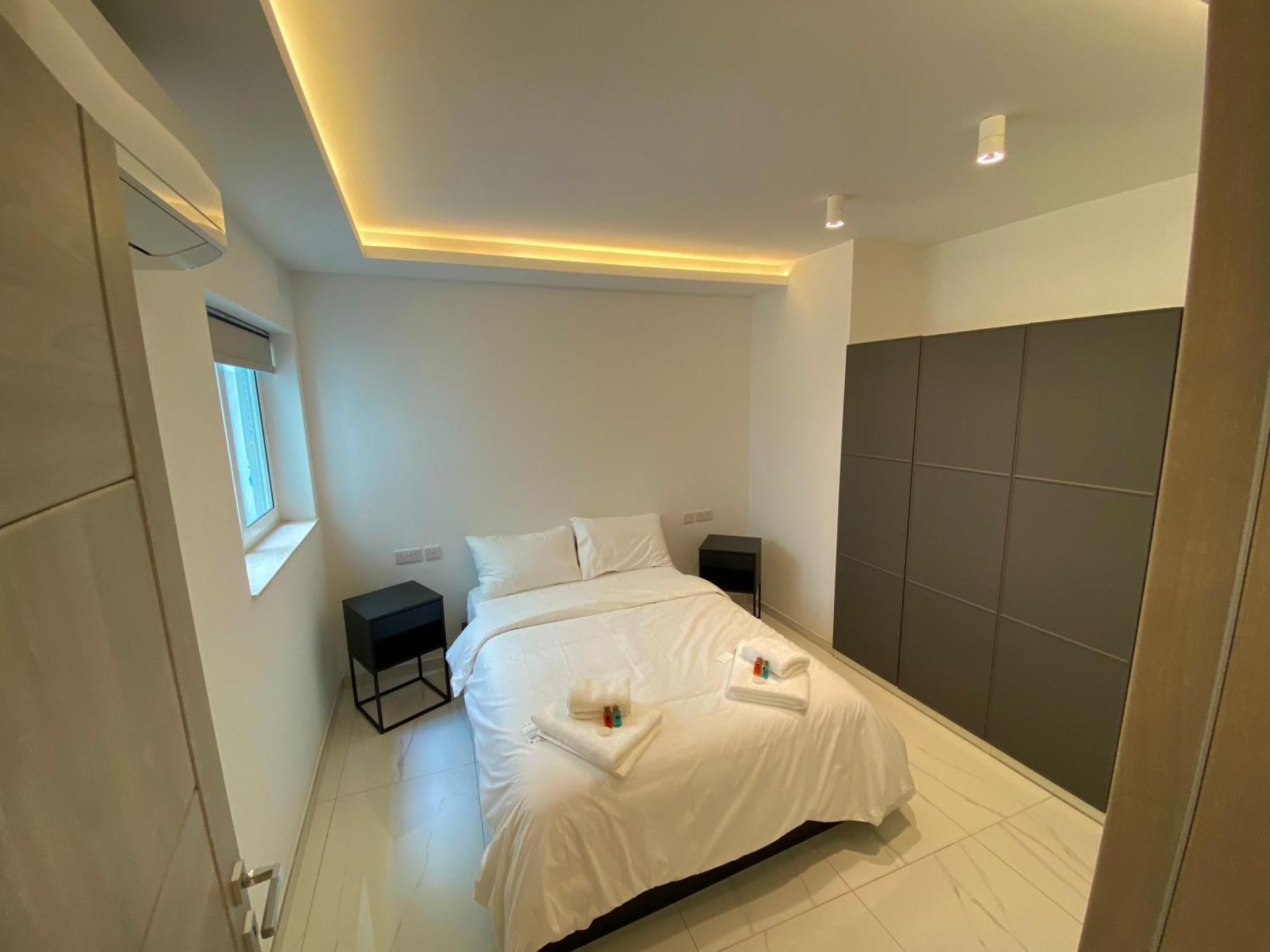 Tigne Sliema Three Bedrooms Apartment Kültér fotó