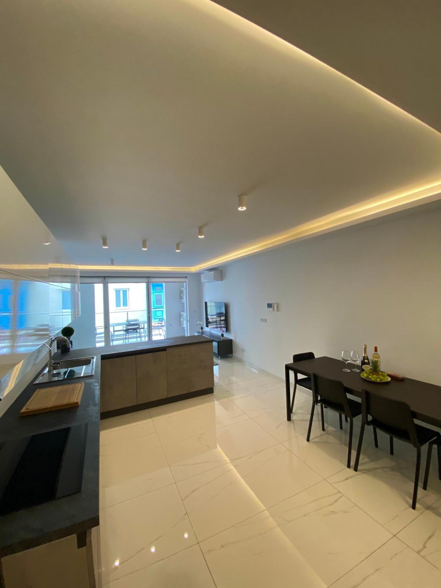 Tigne Sliema Three Bedrooms Apartment Kültér fotó