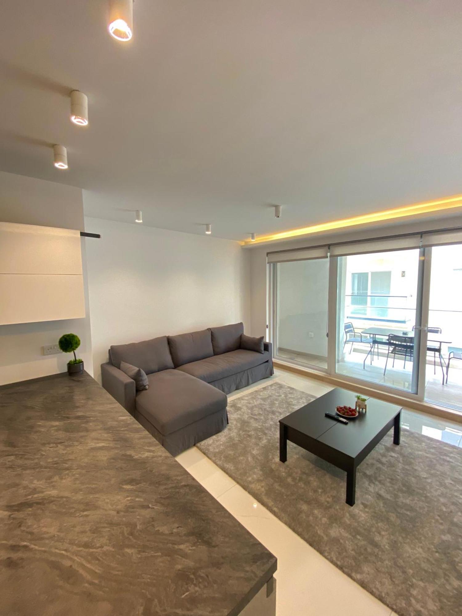 Tigne Sliema Three Bedrooms Apartment Kültér fotó