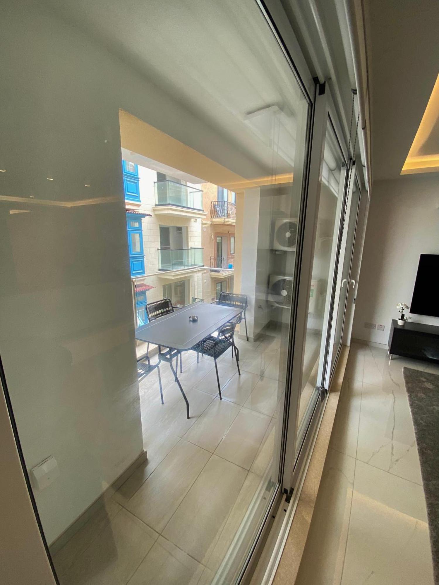 Tigne Sliema Three Bedrooms Apartment Kültér fotó
