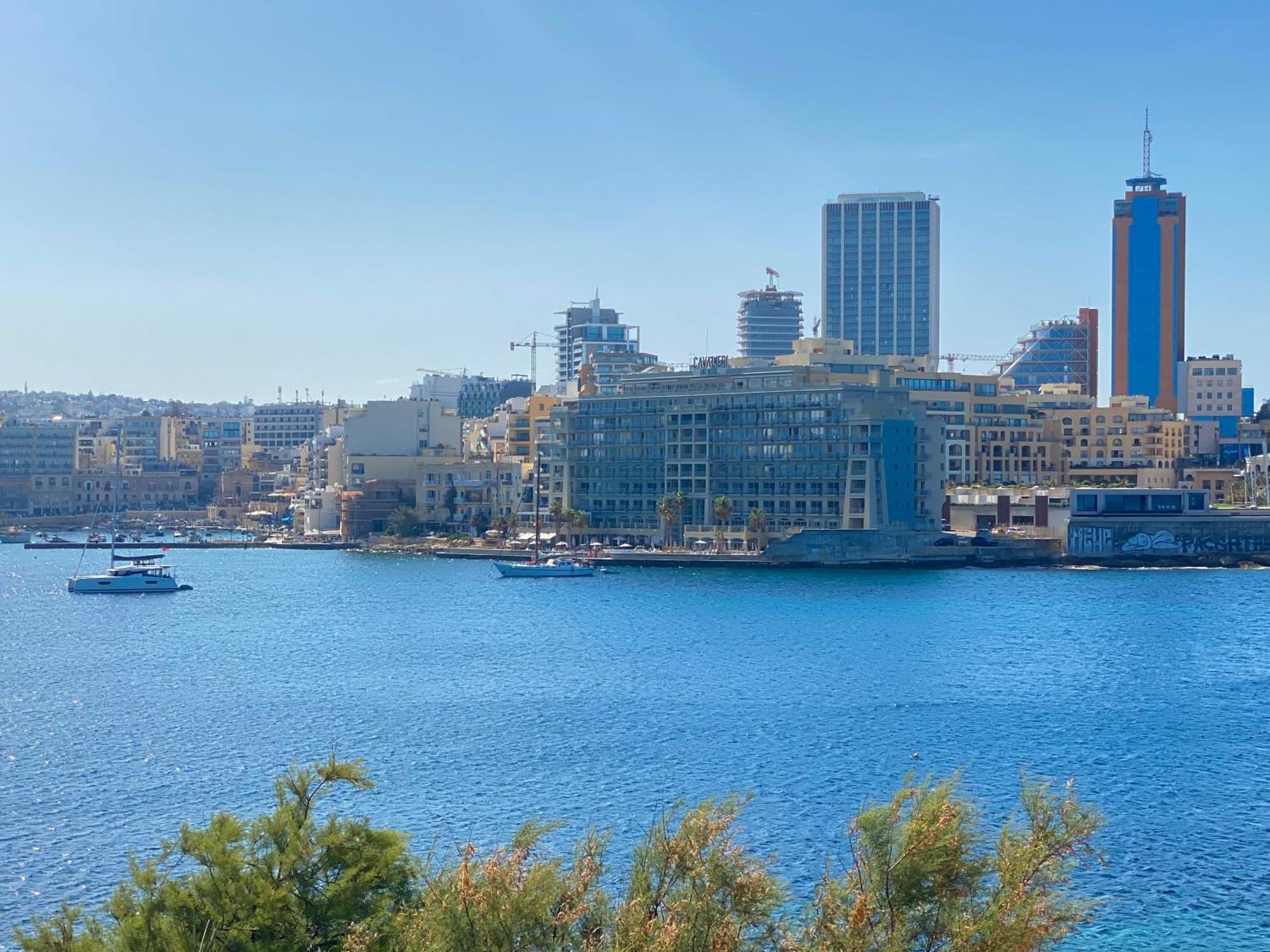Tigne Sliema Three Bedrooms Apartment Kültér fotó
